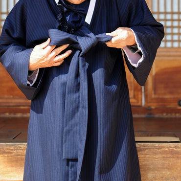 How to Wear Hanbok: Men's Hanbok Guide