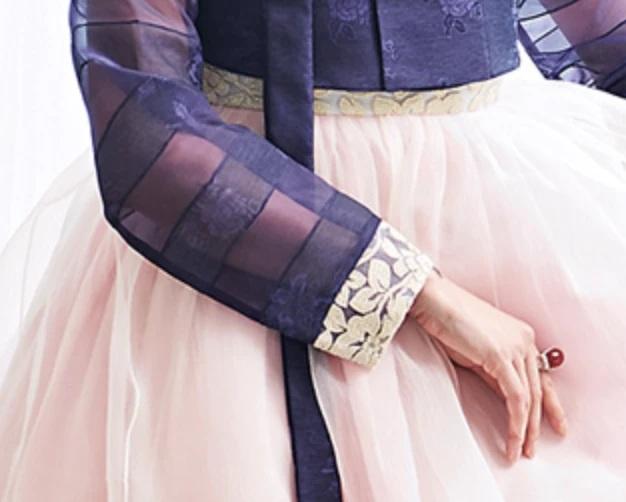 Closeup of sleeve of Custom Women's Bridal Hanbok in Lavender and Peach