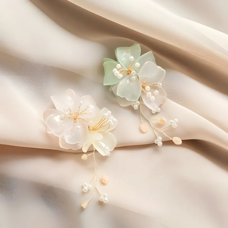 The Glitter Mother-of-Pearl Brooch, accessory from the collection, product photograph