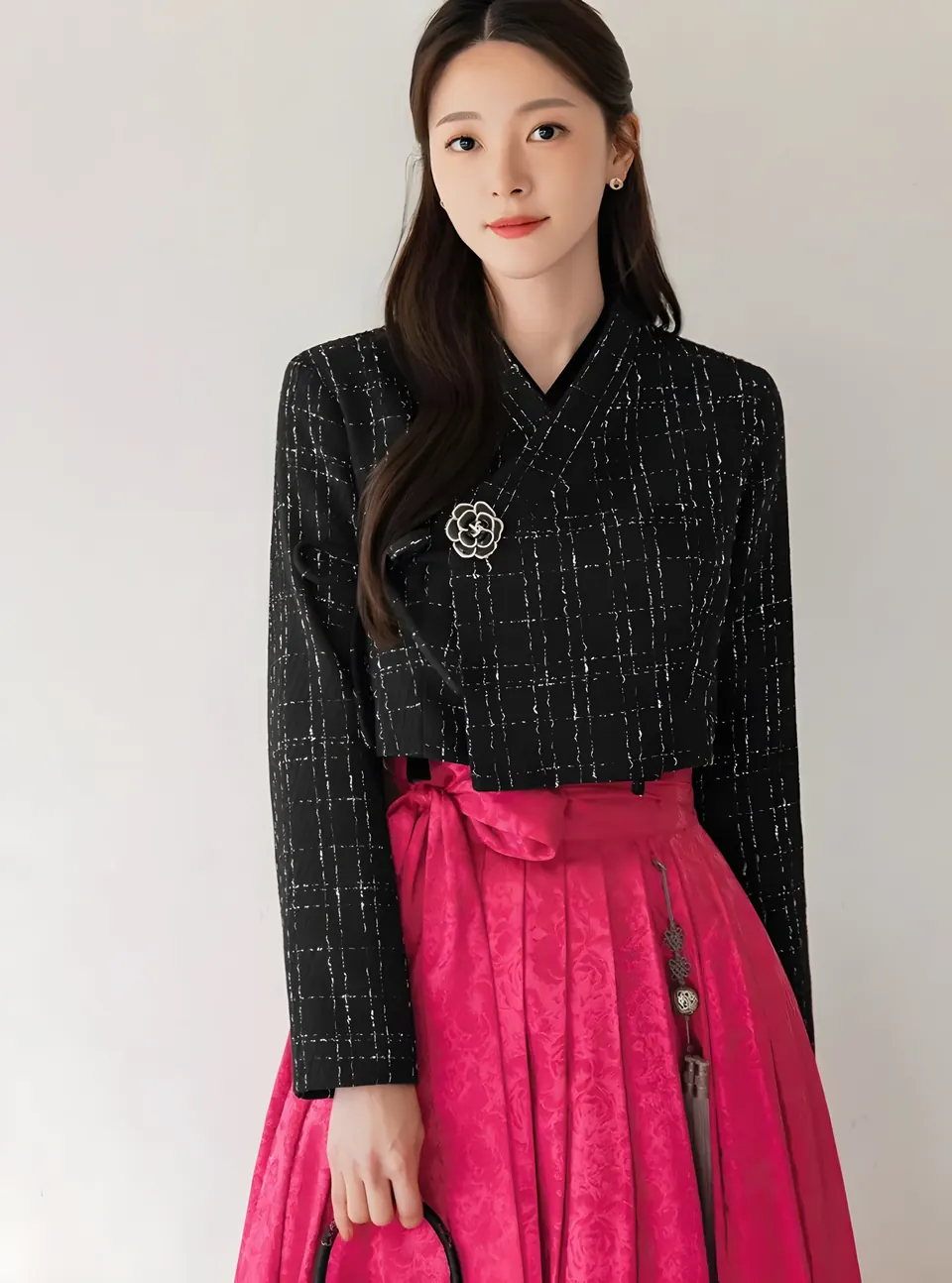 The Dasoda Jeogori Blouse, blouse from the collection, product photograph