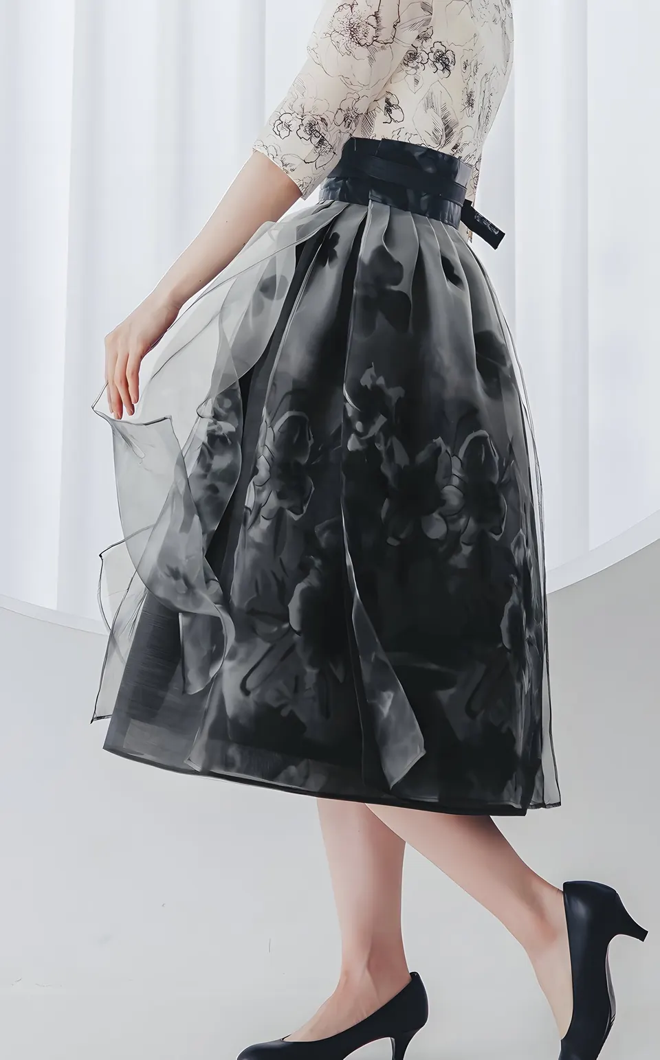 The Yeoun Split Chima, skirt from the collection, product photograph